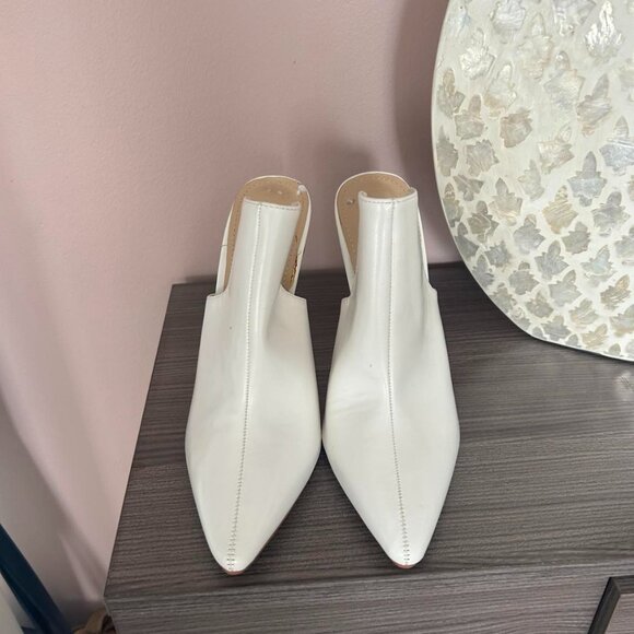 White - Heel - Modern pointed toe with a high stiletto heel 8.5 - Picture 2 of 3